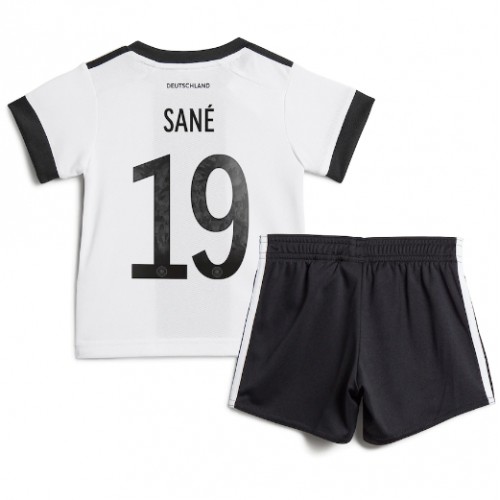 Dres Njemačka Leroy Sane #19 Domaci za djecu SP 2022 Kratak Rukav (+ kratke hlače)